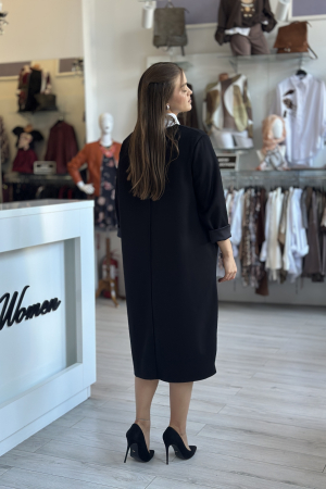 Rochie neagra casual cu guler rotund [3]