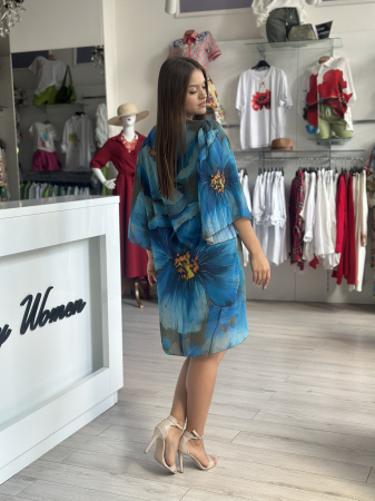 Rochie scurta cu imprimeu floral albastru pe fond kaki [3]