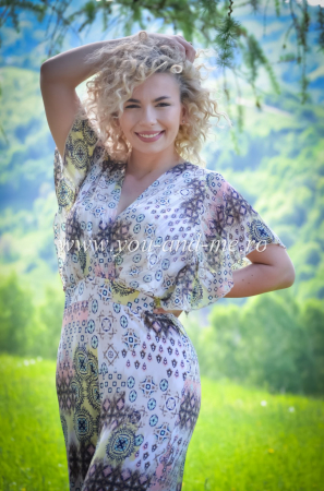 Salopeta cu anchior si print cu sclipici [1]