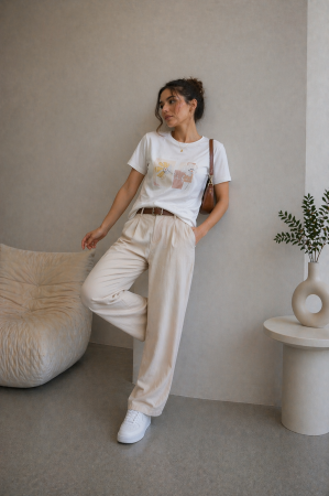 Imbracaminte dama - Haine cu suflet - Tricou dama alb cu imprimeu floral galben