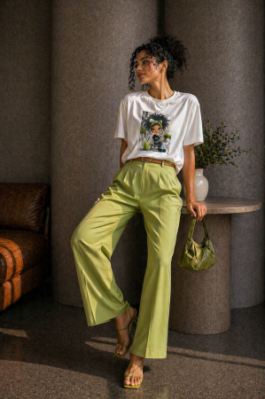 Tricouri si topuri - Tricou dama alb din bumbac cu imprimeu fetita cu milkshake