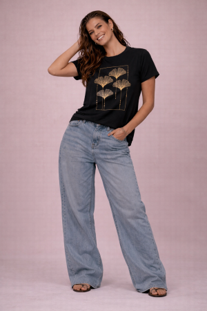 Colectia NOUA - Tricou dama negru cu imprimeu flori minimaliste in chenar