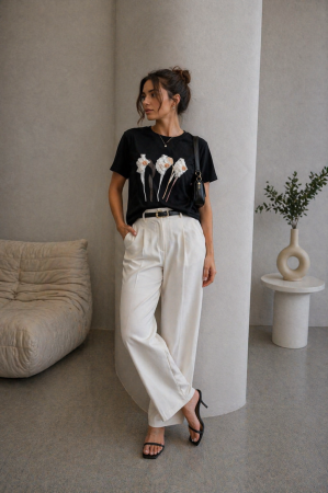 Imbracaminte dama - Haine cu suflet - Tricou dama negru cu imprimeu lalele 3D