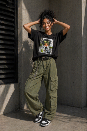 Tricouri si topuri - Tricou dama negru din bumbac cu imprimeu fetita cu milkshake