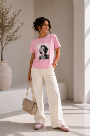 Imbracaminte dama - Haine cu suflet - Tricou dama roz cu imprimeu fata cu inghetata roz