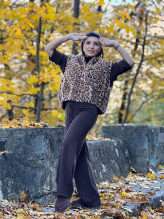 Vesta dama bej animal print cu gluga [1]