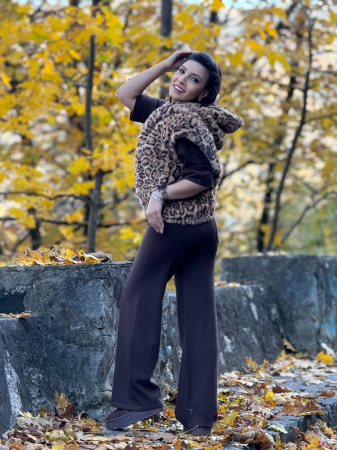 Vesta dama bej animal print cu gluga [2]