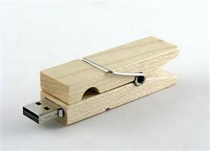 Stick USB - clemă din lemn [3]