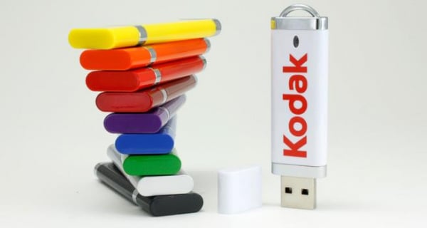 Stick USB personalizat din plastic color [1]