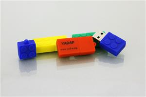 Stick USB personalizat – Inspirație LEGO [1]