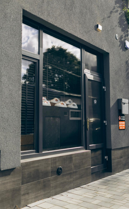 Our boutiques [10]