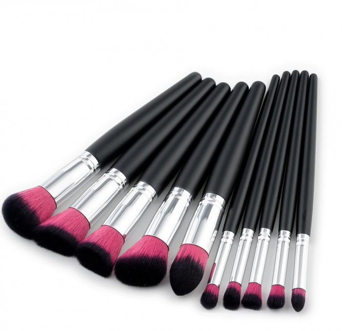 Set De 10 Pensule Profesionale Pentru Machiaj Pink Black