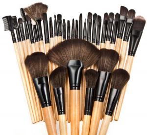 Set de 32 Pensule Profesionale din Par Natural, manere din Lemn1