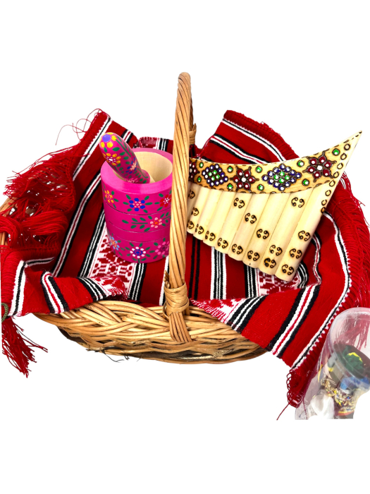 Coș cadou-3 cu produse lucrate manual – un dar autentic, plin de tradiție [2]