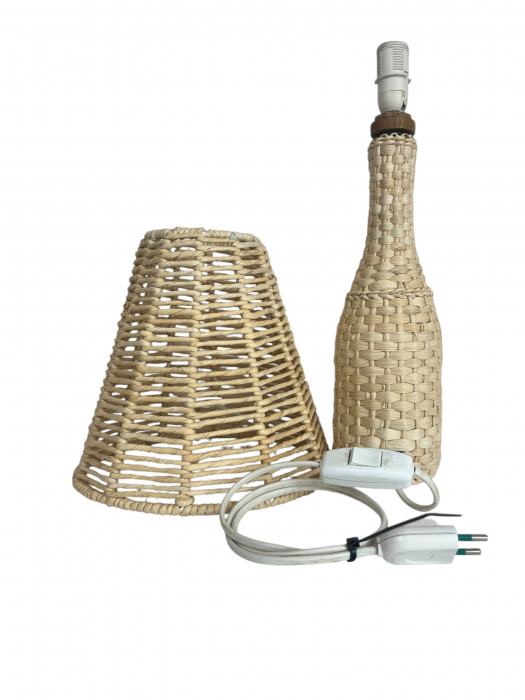 Lampă Abajur model Sticlă Împletitură Manuală – Stil Unicat pentru Masă sau Birou [2]