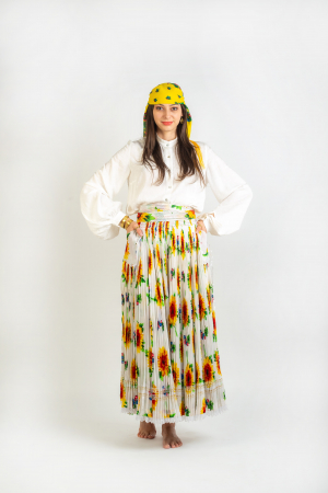 Fashion si Bijuterii - Fusta cu Flori Mari, Plisata