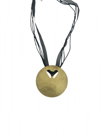Pandantiv Rotund din Alamă – Eleganță Handmade cu Accente Minimaliste [1]