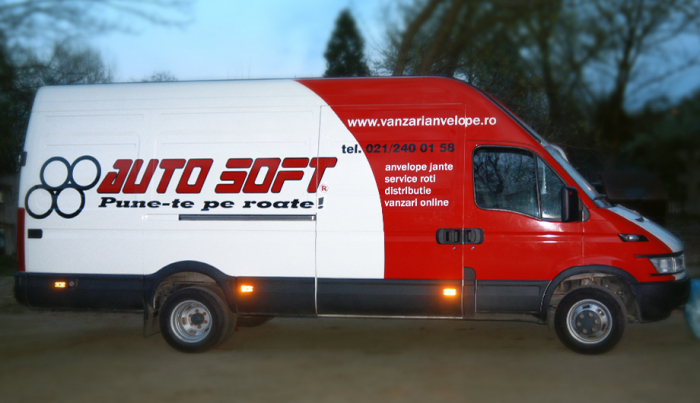 Wrapping Utility Van [5]