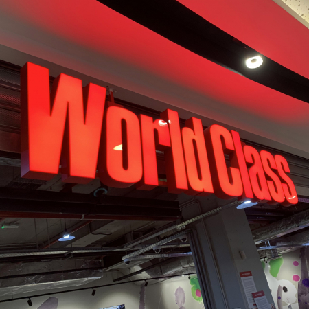 Illuminated  volumetric letters - Illuminated volumetric letters