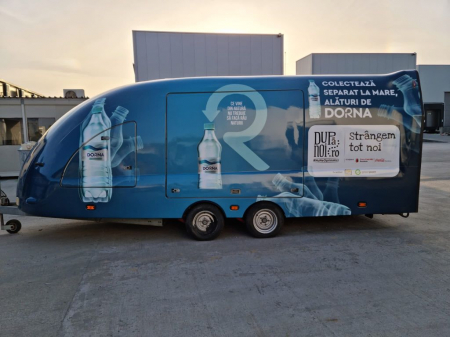 Wrapping Utility Van [8]