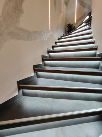 CONTROLER  SCARI  ILUMINAT 32 TREPTE SENZORI MISCARE+ Senzor Crepuscular [1]