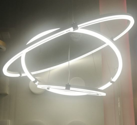 LUSTRA LED DIMABILA 3 CERCURI 200W [2]