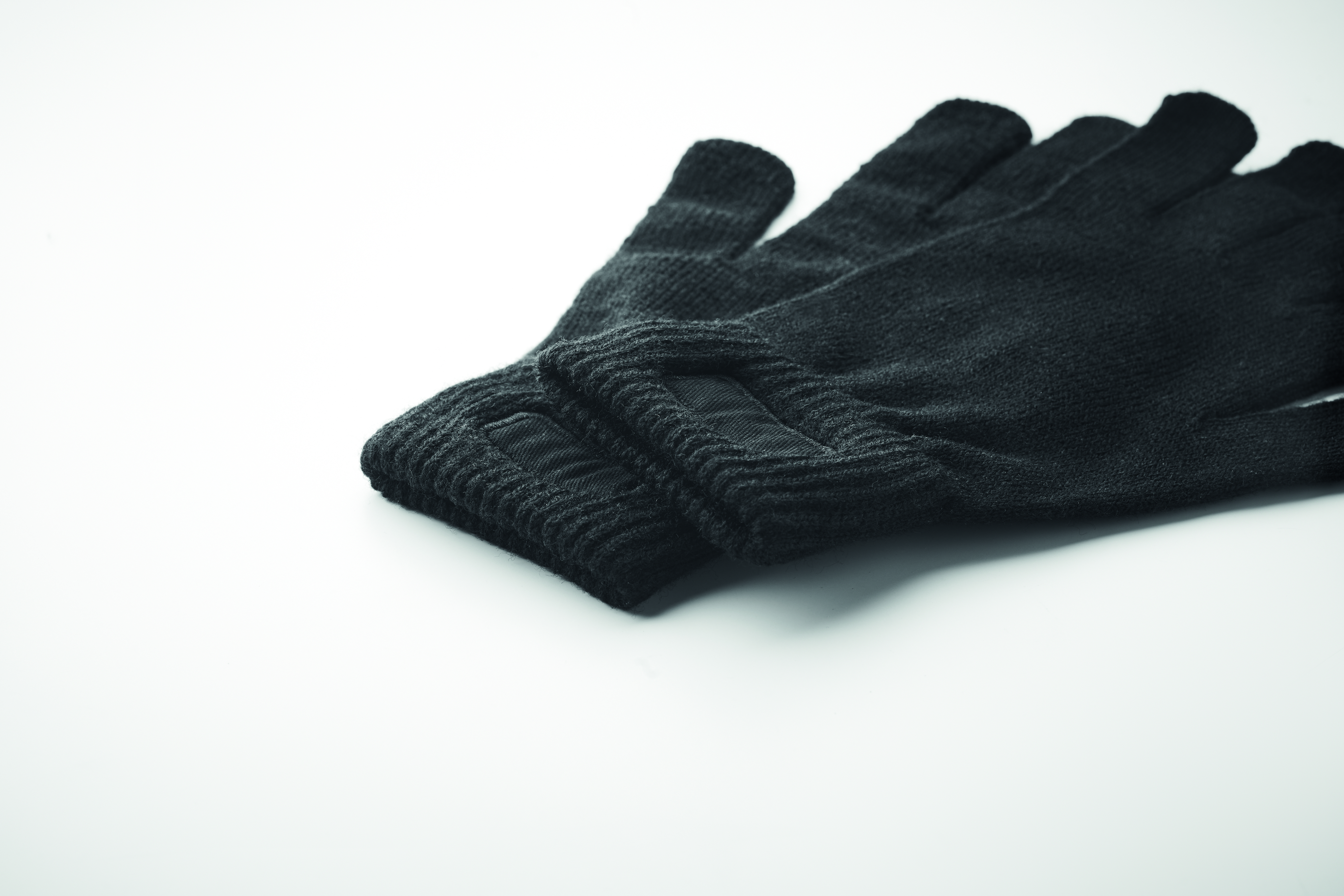HANDNIT [3]