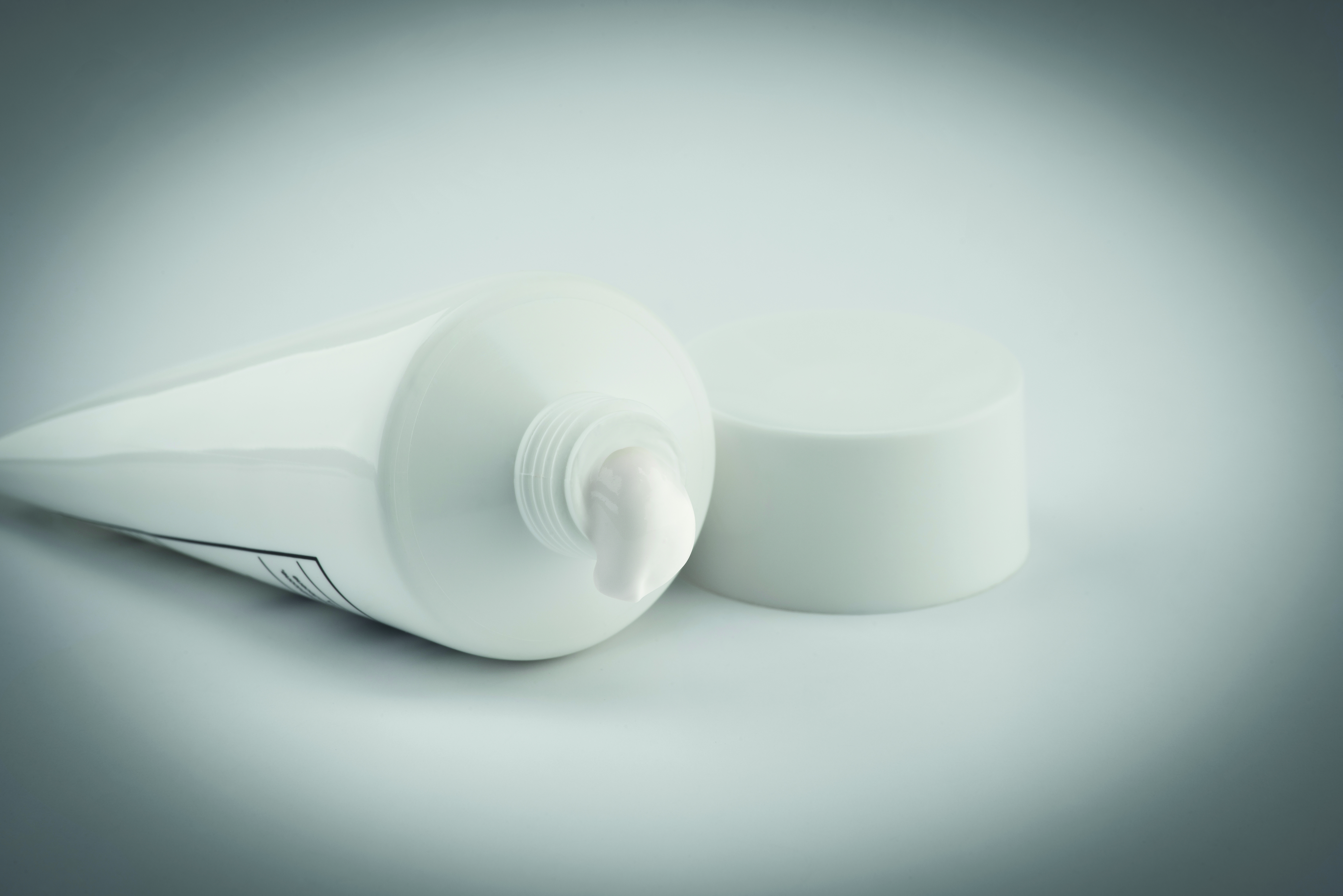 SUNCARE TUBE [4]