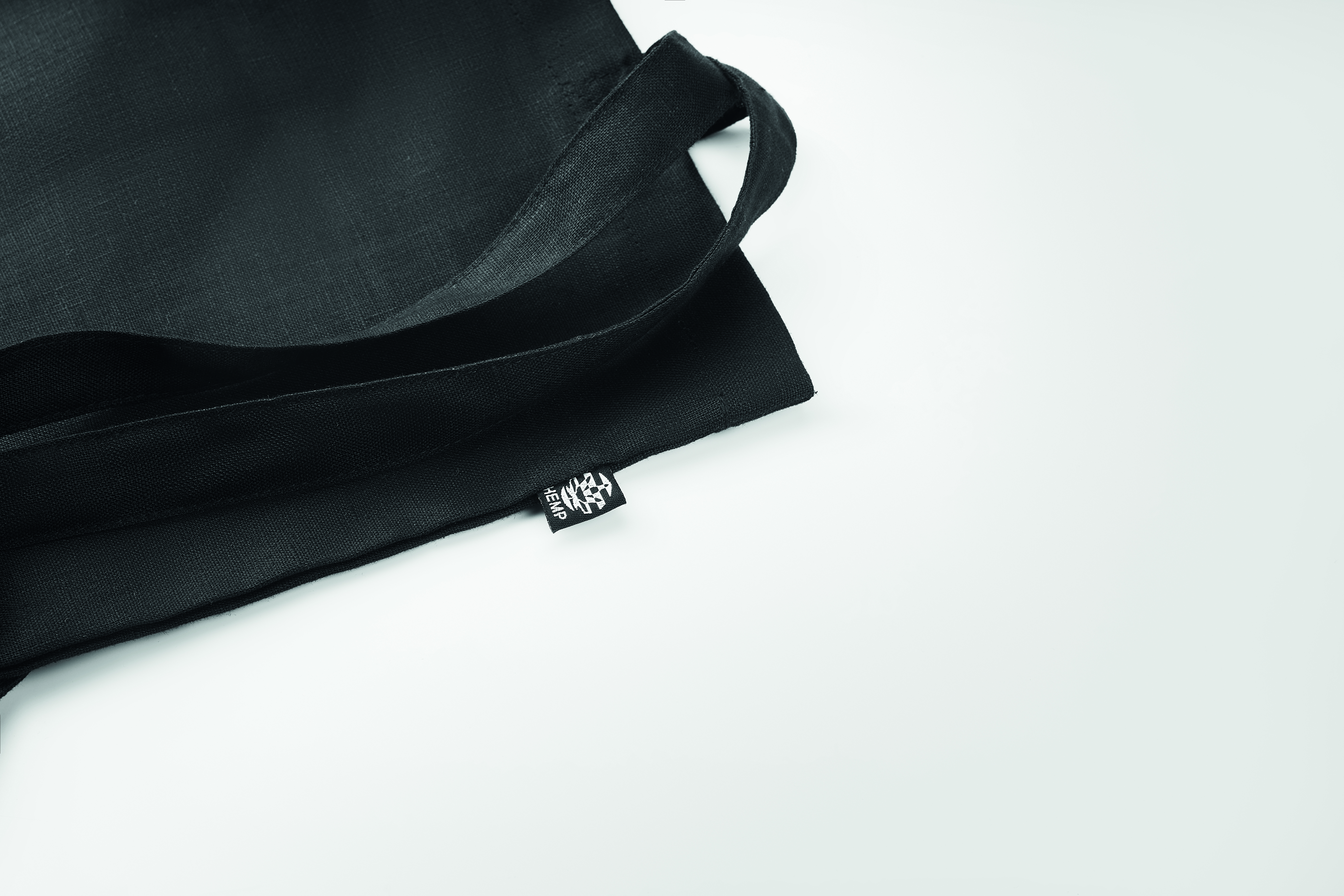 NAIMA TOTE [6]