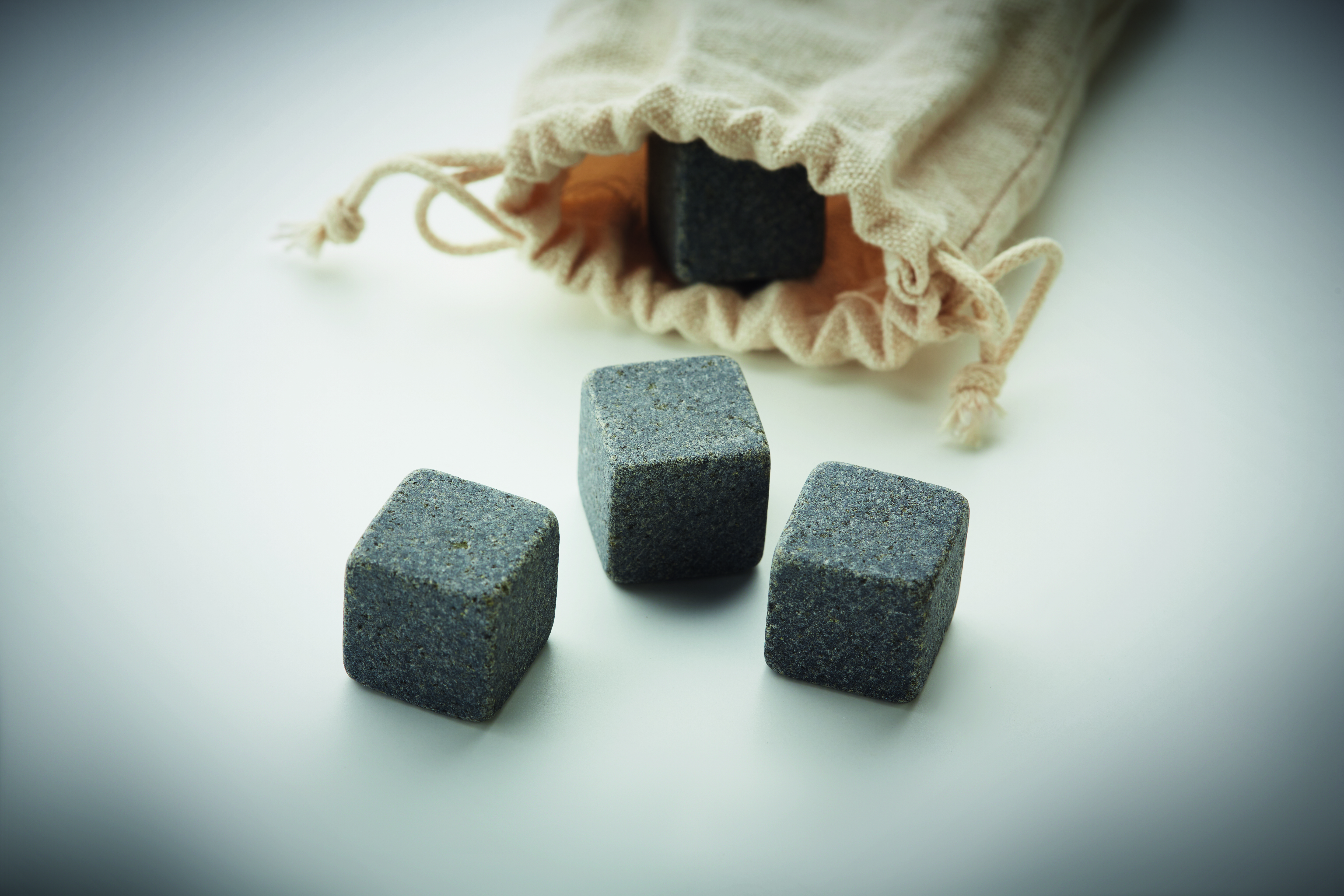ROCKS [3]