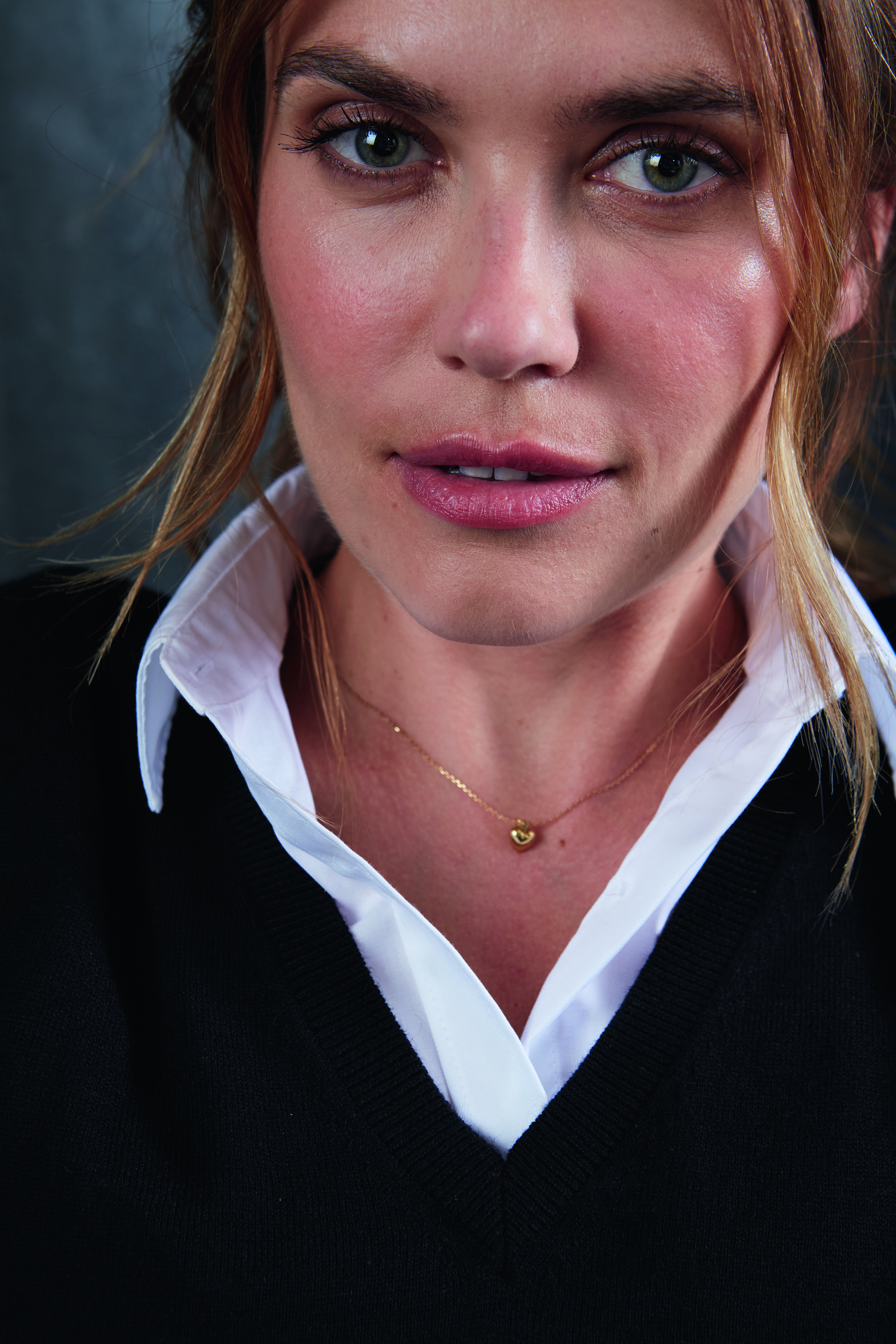 SULLIVAN WOMEN [6]
