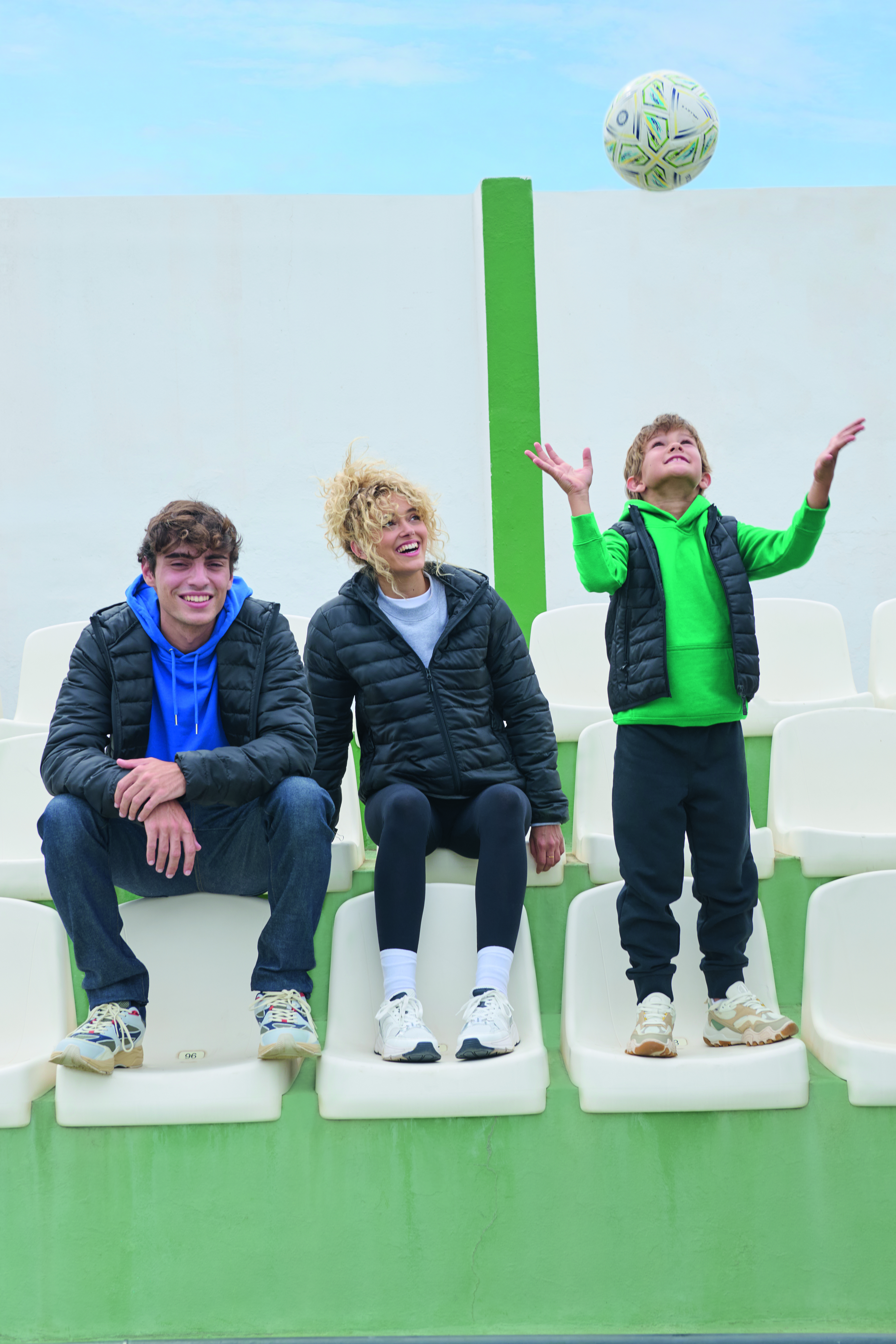 STREAM HOODED MEN [8]