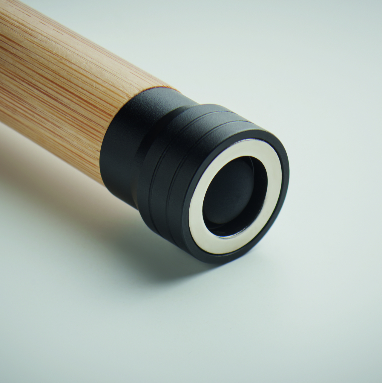 LUSTRE [4]