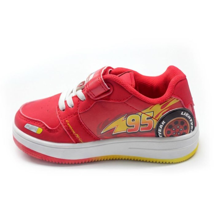 Pantofi sport cu personajul Cars, produs licențiat [2]
