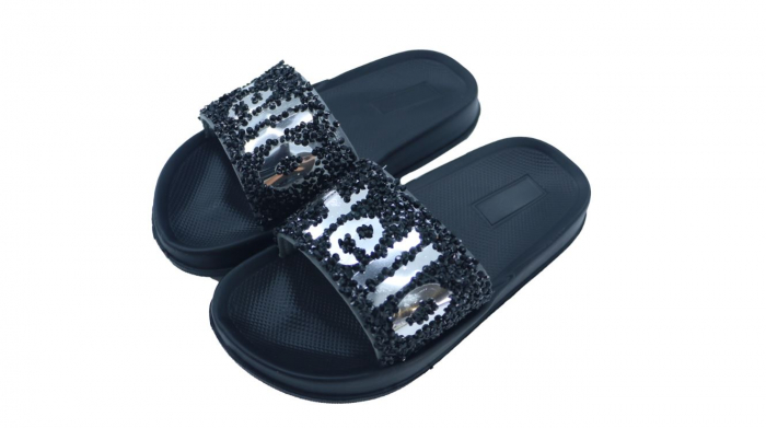 Papuci cu aplicatii decorative negru [2]