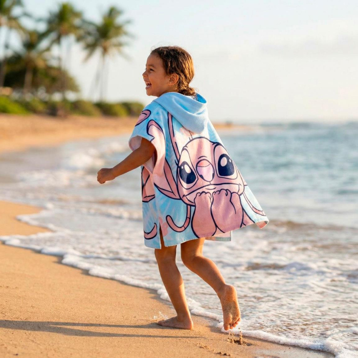 Prosop poncho plaja din microfibra Stitch si Angel 54x110 cm [6]