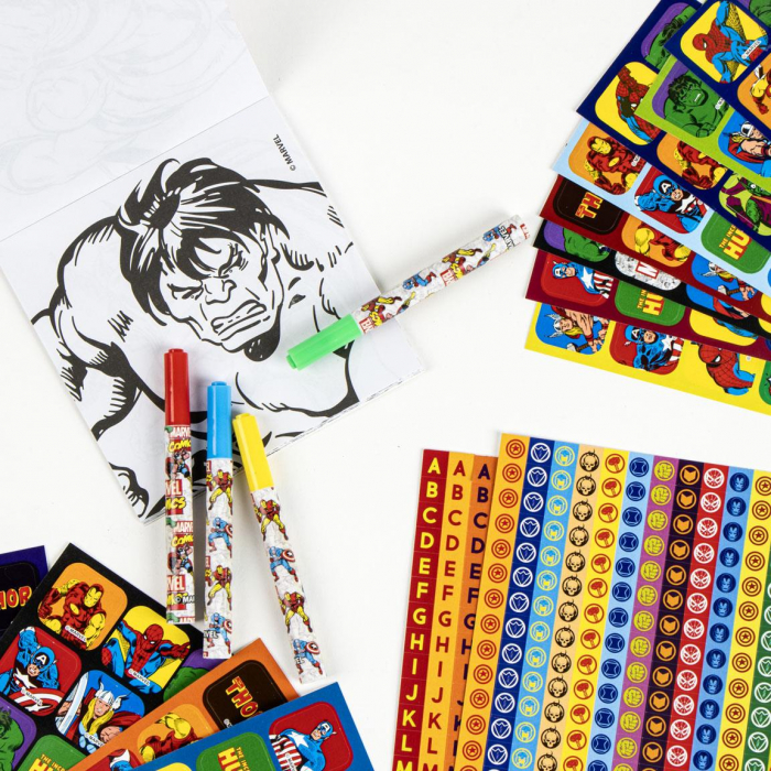Set 1000 stickere Marvel [7]