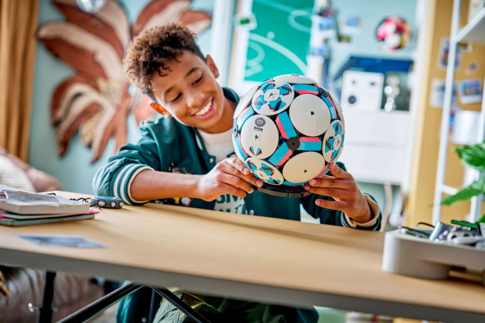 LEGO® Editions Football - Minge de fotbal 43019, 1498 piese. pukika.ro [5]