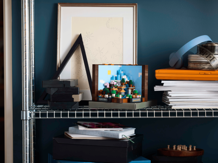 LEGO® Minecraft™ - Masa de lucru 21265, 1195 piese pukika.ro [7]