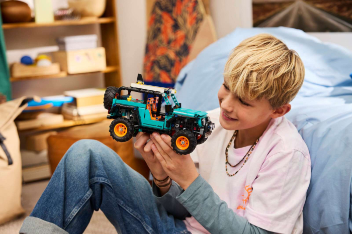 LEGO® Technic - SUV-ul Jeep® Wrangler Rubicon 42227, 723 piese - pukika.ro [7]