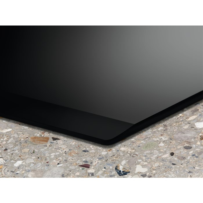 Plită cu Inducție Electrolux EIS62453IZ, 59 cm, 4 Zone Infinite, Funcție Bridge, Hob2Hood, Control Slider, Negru pukika.ro [3]