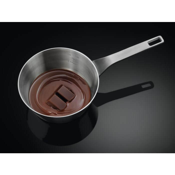 Plită cu Inducție Electrolux EIV634, 59 cm, 4 Zone FlexiBridge, Funcție PowerBoost, Hob2Hood, Control Touch, Negru pukika.ro [4]