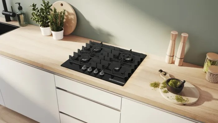 Plită pe Gaz Bosch PNH6B6K40, 59 cm, 4 Arzătoare, Aprindere Electrică Integrată, Siguranță Gaz, Grătare Fontă, Negru pukika.ro [4]