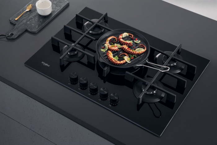 Plită pe Gaz Whirlpool AKWL 728/NB, 73 cm, 5 Arzătoare, WOK, Grătare Fontă, Aprindere Electrică, Siguranță Gaz, Sticlă Neagră pukika.ro [9]