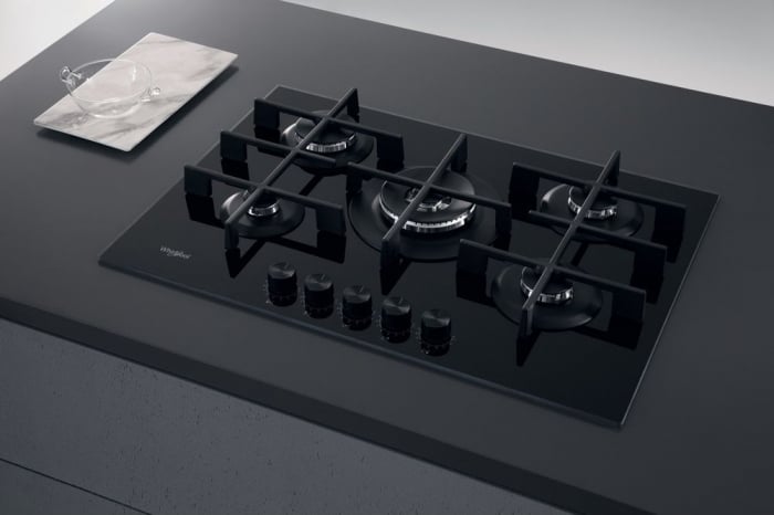 Plită pe Gaz Whirlpool AKWL 728/NB, 73 cm, 5 Arzătoare, WOK, Grătare Fontă, Aprindere Electrică, Siguranță Gaz, Sticlă Neagră pukika.ro [7]