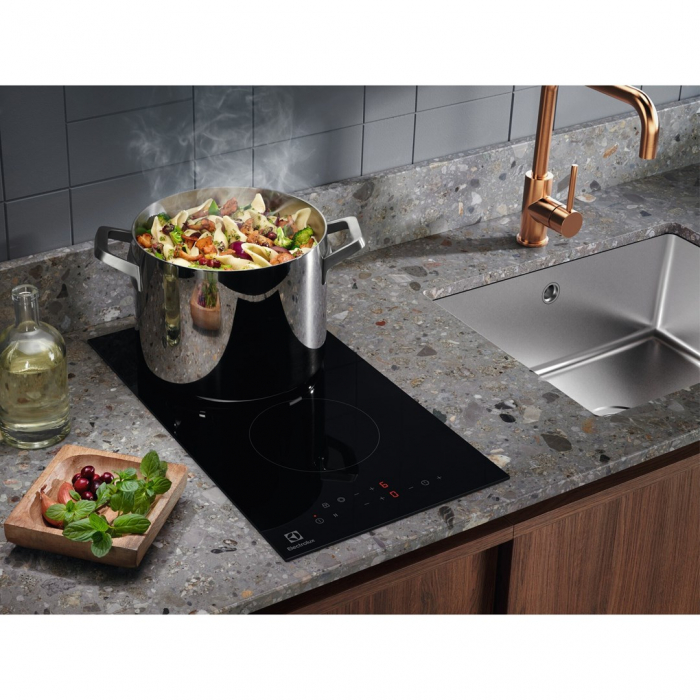 Plită Vitroceramică Electrolux LHR3233CK, 30 cm, 2 Zone de Gătit, Touch Control, PowerBoost, Neagră pukika.ro [9]