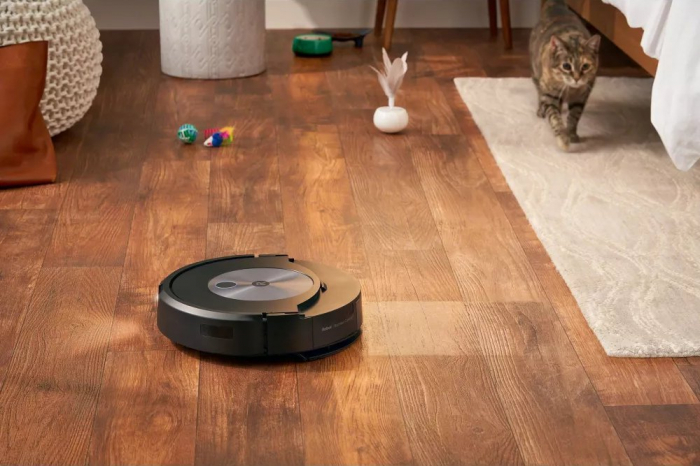 Robot Aspirator + Mop 2‑în‑1 iRobot Roomba Combo J7 C7158, 4‑Etape Aspirare, Mop Retractabil, Navigație PrecisionVision, Wi‑Fi, Negru pukika.ro [7]
