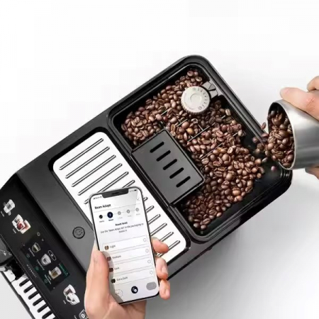 Espressor Automat De’Longhi ECAM 450.86.T, 1450 W, Functie LatteCrema (Hot & Cool), Rezervor 1.8 L, 19 Bar, Negru pukika.ro [2]