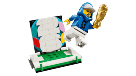 LEGO® Editions Sports - Trofeul oficial al Cupei Mondiale FIFA 43020, 2842 piese. pukika.ro [2]