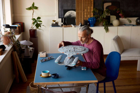 LEGO® Icons - Star Trek: U.S.S. Enterprise NCC-1701-D™ 10356, 3600 piese - pukika.ro [9]